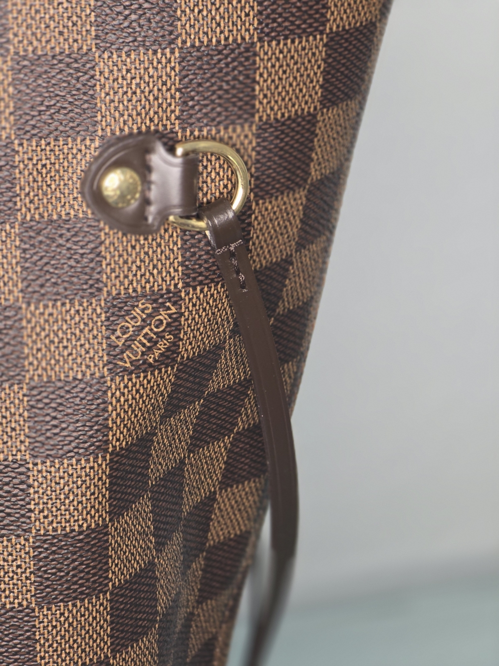 Louis Vuitton Damier Ebene MM Neverfull - Picture 3 of 8
